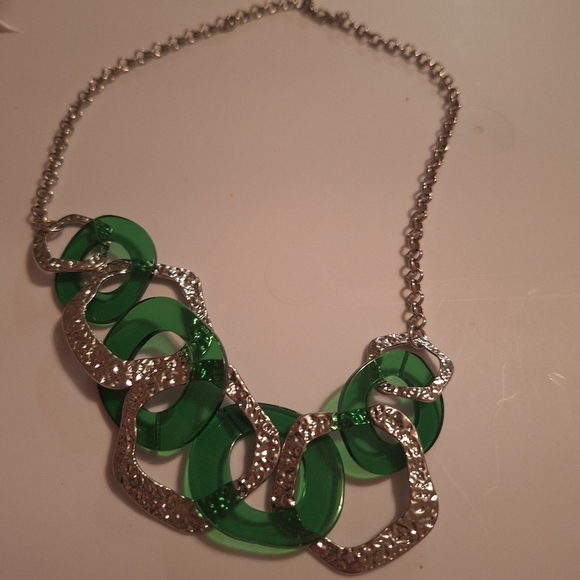 Lot Of 10‎ Necklaces Statement Pieces Costume Jewelry - Picture 9 of 10